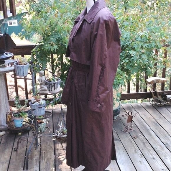 British Mist Rain Coat - Picture 4 of 16